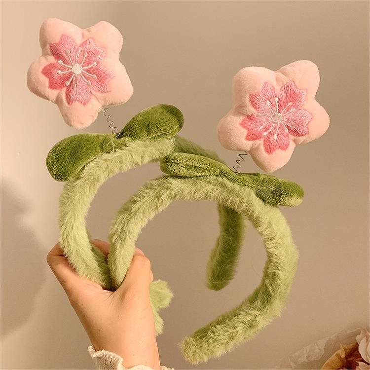 Ring Toss Outdoor - Recruiting Peach Blossoms~Cute Plush Flower Hair